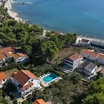 Apartamento Vesela-4 By Interhome