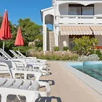 Apartamento Vesela-4 By Interhome Vir