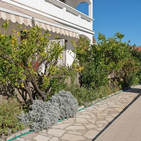 Apartament Vesela-4 By Interhome Vir