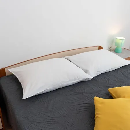 Vesela-4 By Interhome