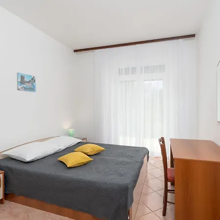 Vesela-4 By Interhome Vir