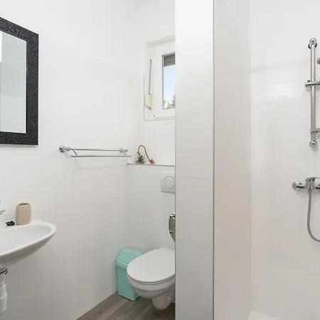 Apartment Apartment Vesela-4 By Interhome