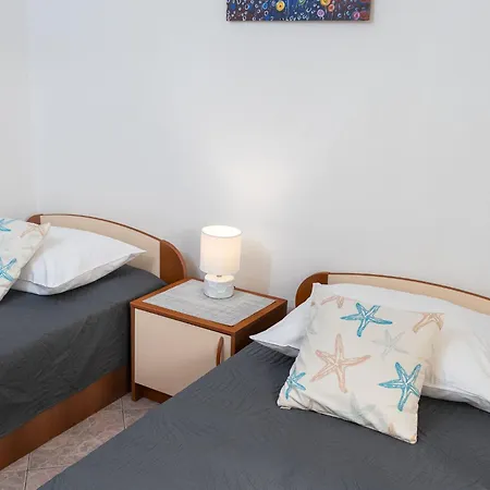 Apartment Apartment Vesela-4 By Interhome Vir