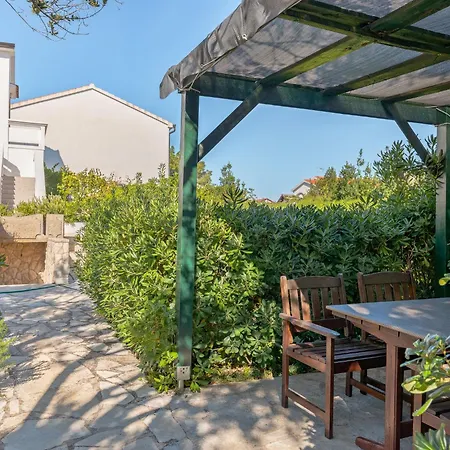 Vesela-4 By Interhome Vir