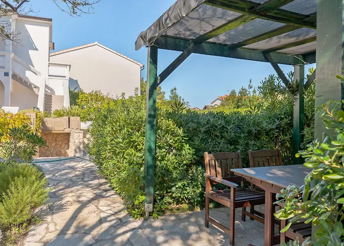 Vesela-4 By Interhome Vir